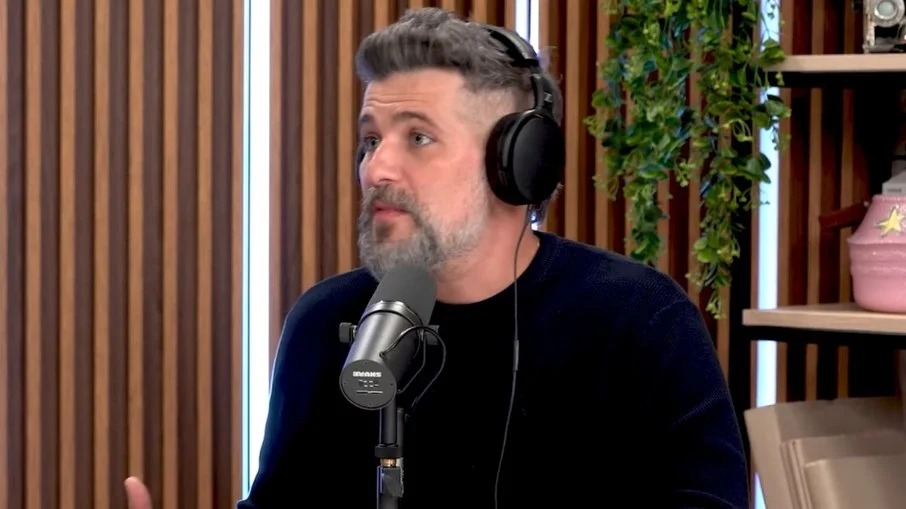 Vídeo: Bruno Gagliasso deixa entrevista após “cagar nas calças”