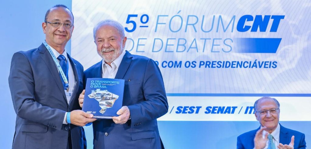 DATAFOLHA: Lula cresce entre os homens e elite brasileira assimila vitória do ex-presidente