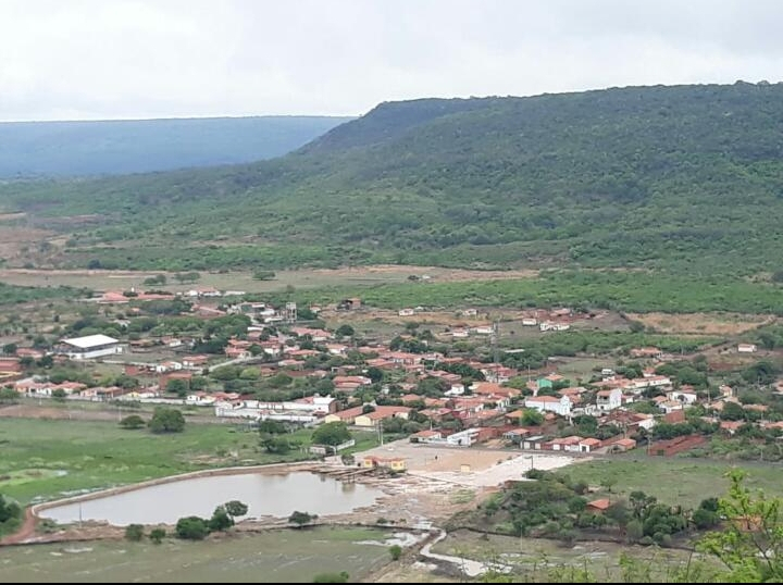 Escândalo em Paquetá: metade da cidade "estuda" em escola municipal