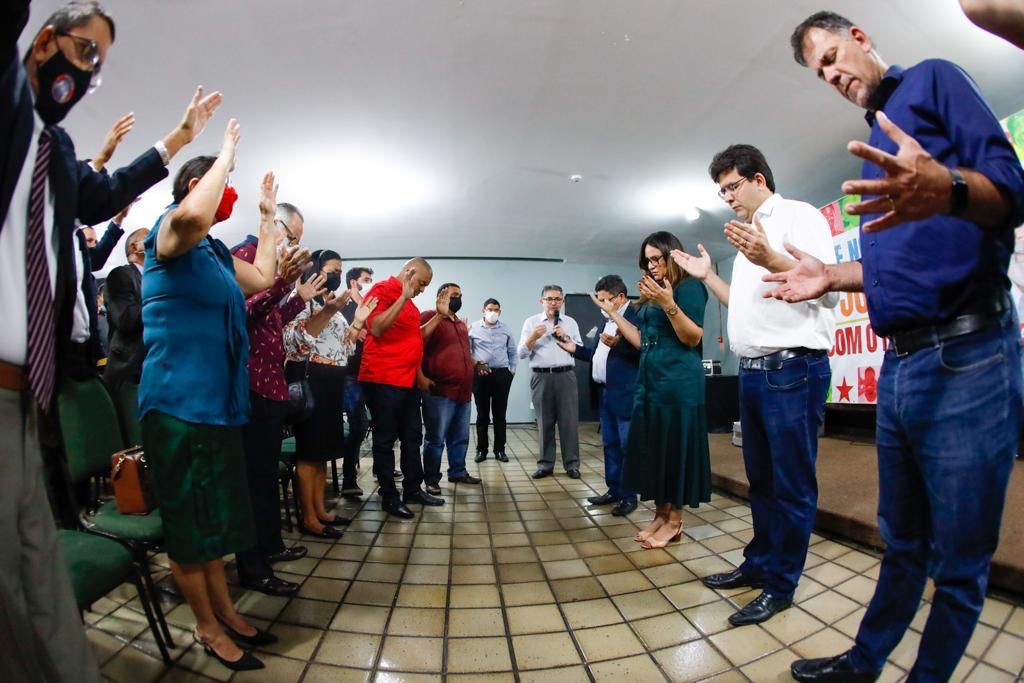 Reunião com religiosos