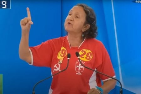 Candidata Lourdes Melo durante debate na TV Cidade Verde