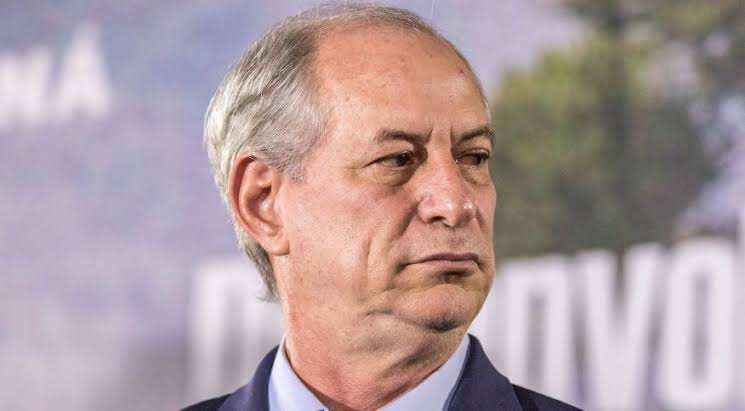 Em dois dias, Ciro, com frases infelizes, ameaça seu pequeno avanço