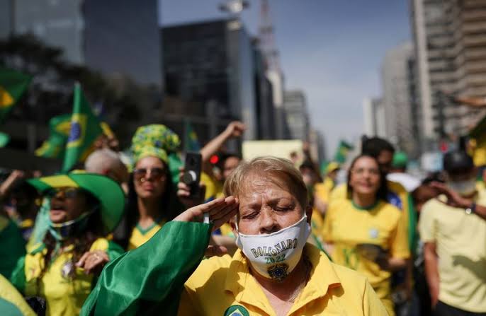 A extrema-direita deve diminuir, mas continuará forte e agressiva