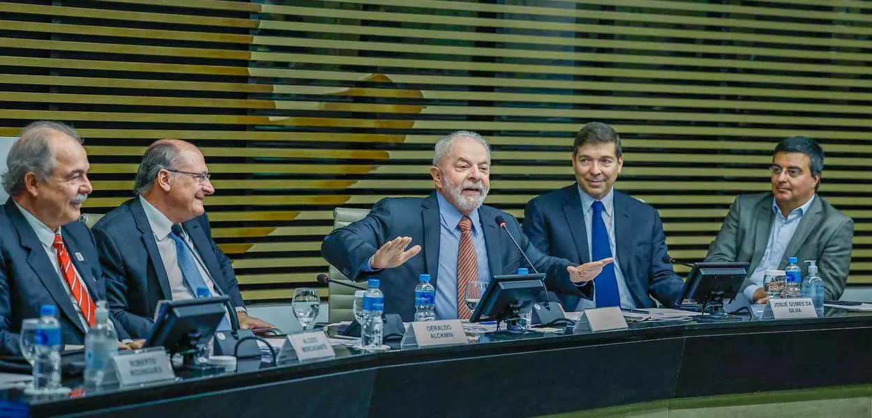 Na Fiesp, Lula faz discurso histórico em defesa de um projeto de reindustrialização do país