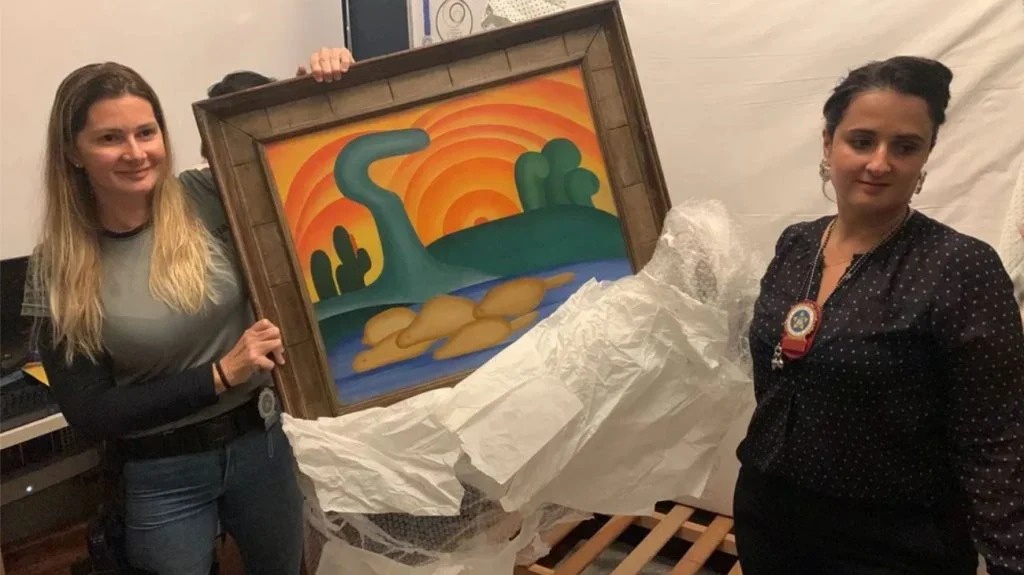 Obra 'Sol Poente', de Tarsila do Amaral, avaliada em R$ 250 milhões, é encontrada em operação