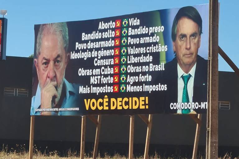 Outdoors espalhados pelo país associam Lula com “bandido” e “aborto”
