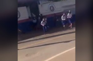Atirador invade escola e mata aluna cadeirante na Bahia(Reprodução)