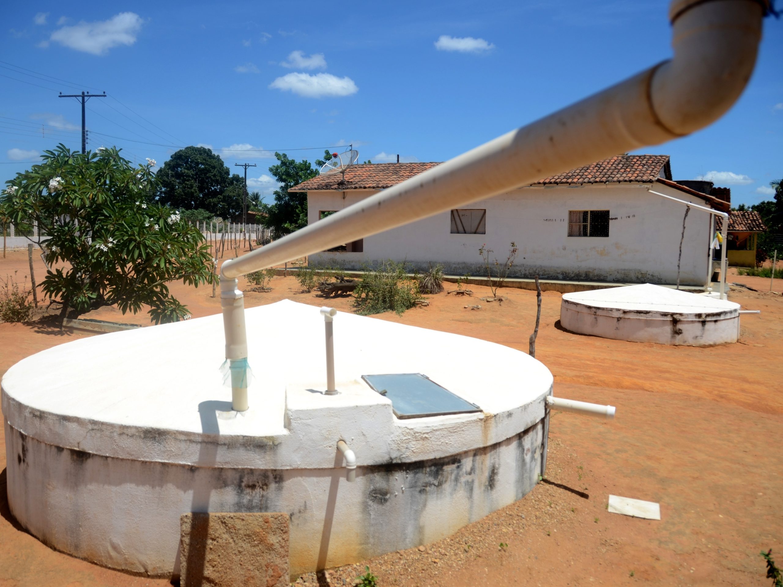 Bolsonaro acaba com construção de cisternas no Nordeste