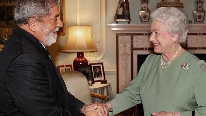 Rainha Elizabeth II e Lula