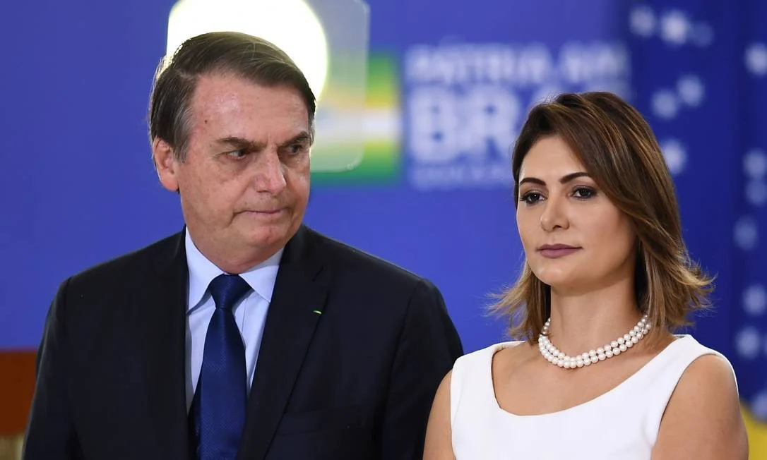 Bolsonaro: “Às vezes nem lembrava que tinha esposa”
