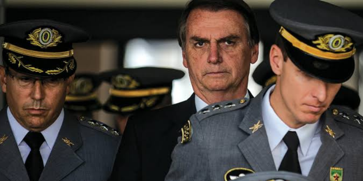 “Associação criminosa”: CPMI do 8 de Janeiro pede indiciamento de Bolsonaro e militares