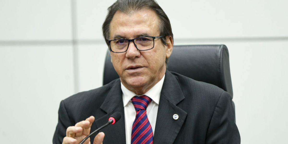 Ministro do Trabalho, Luiz Marinho, durante audiência na Comissão de Fiscalização Financeira e Controle da Câmara