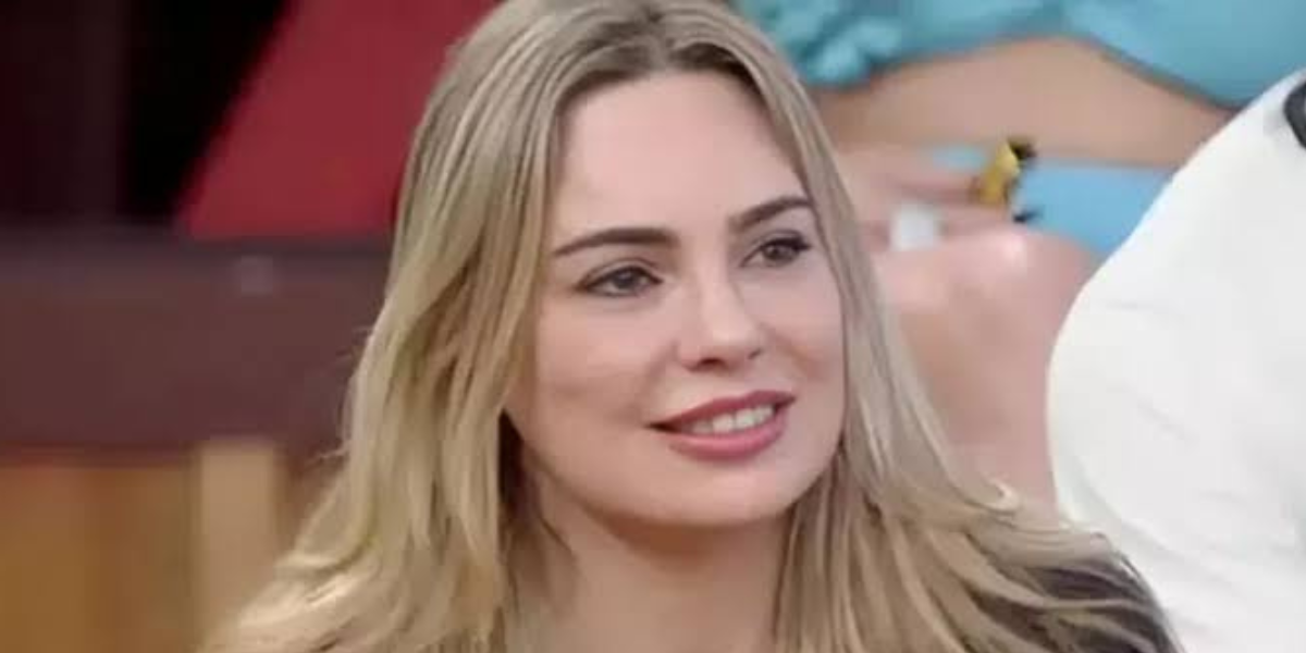 Rachel Sheherazade é expulsa do reality A Fazenda