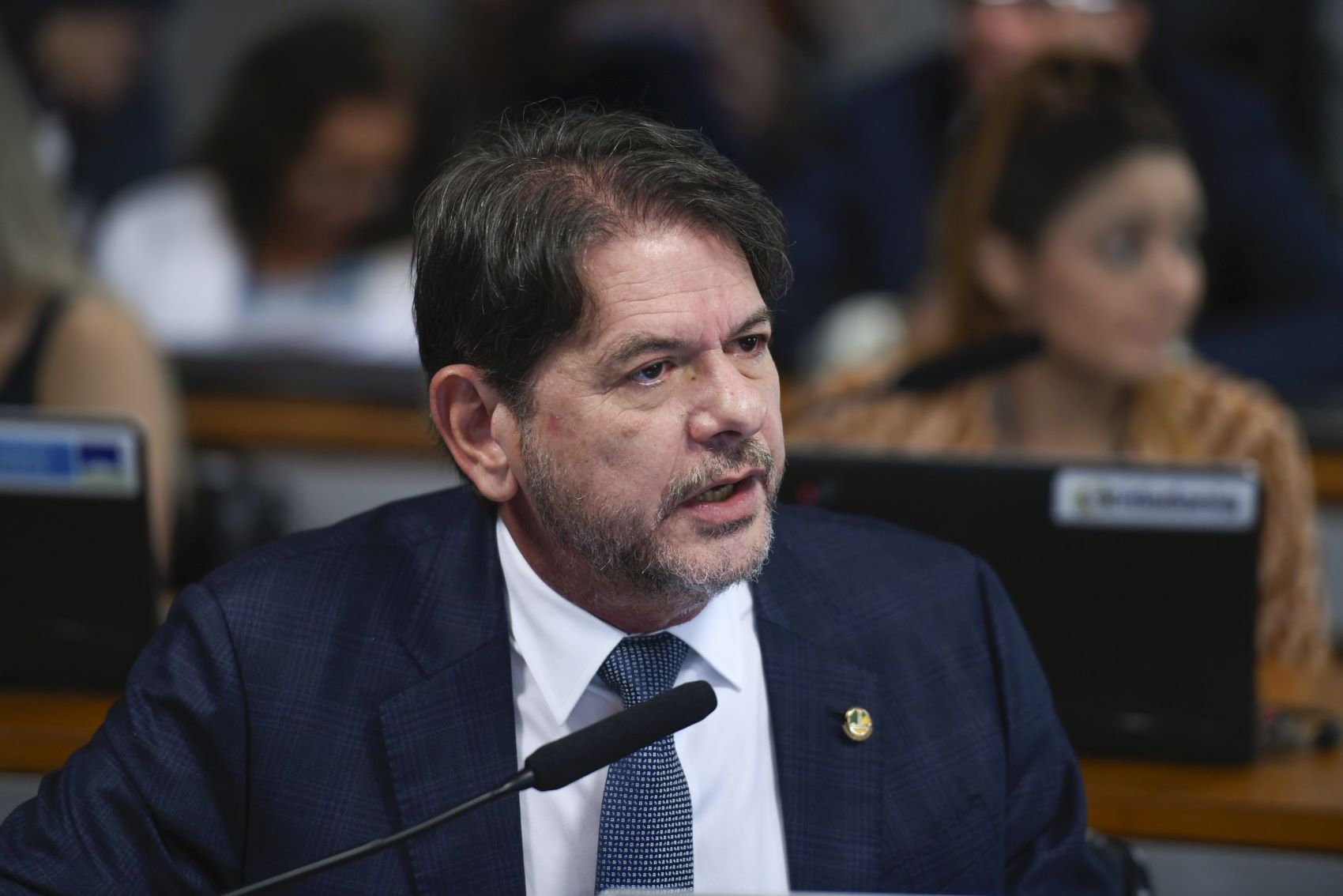 Cid Gomes não aceita fazer oposição ao PT e desiste de se filiar ao PSDB