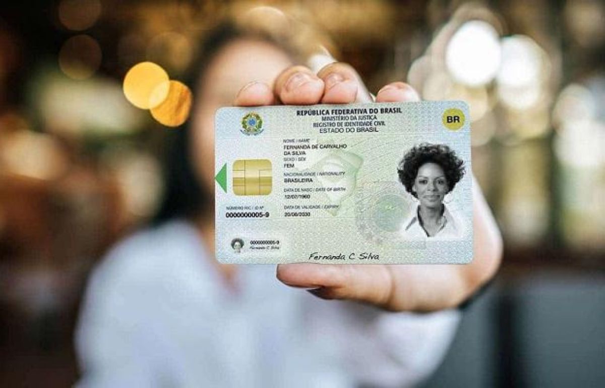 Nova carteira de identidade deve ser emitida em todo o país a partir de hoje