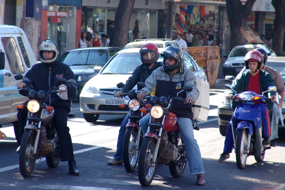 Governo enviará para Alepi projeto de lei que reduz taxas e multas de motos