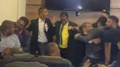 Vídeo: Vereadores brigam durante sessão na Câmara de Santo Amaro
