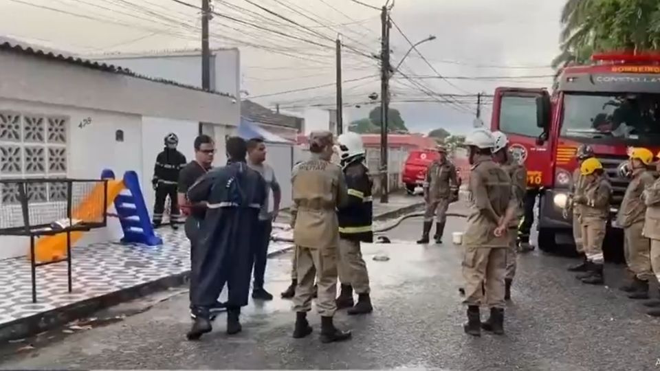 Incêndio deixa quatro mortos e 15 feridos em creche no Recife