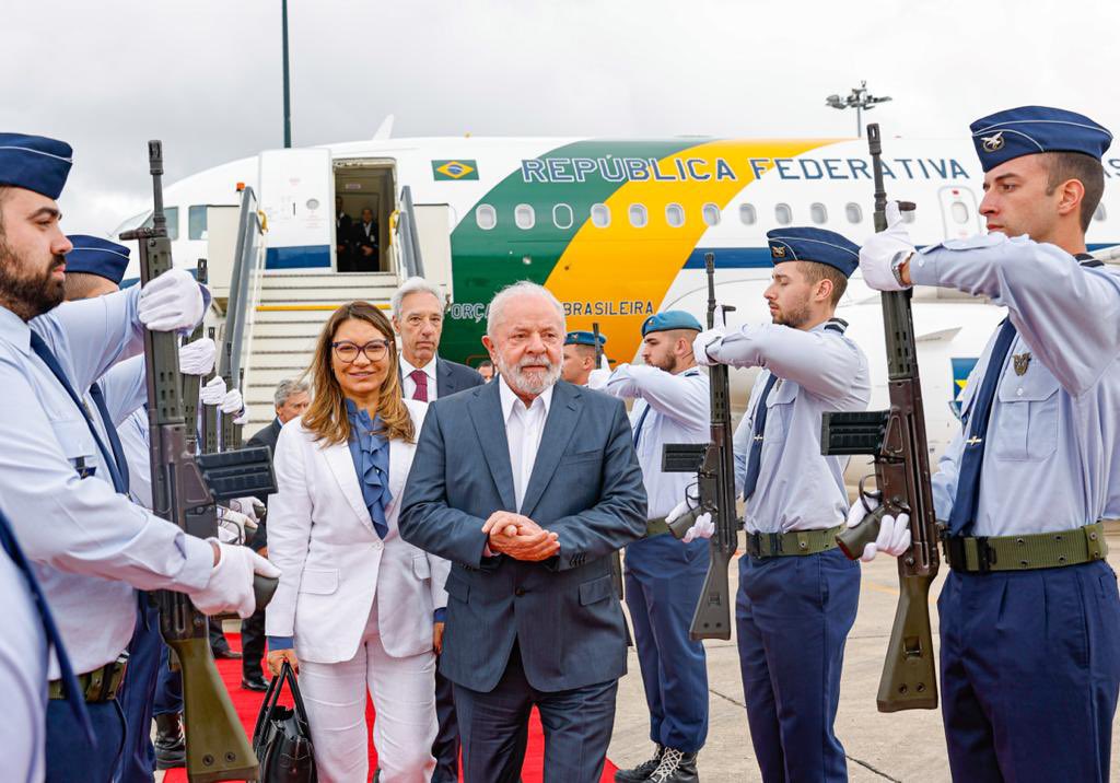 Lula desembarca em Portugal para discutir guerra na Ucrânia e acordos bilaterais