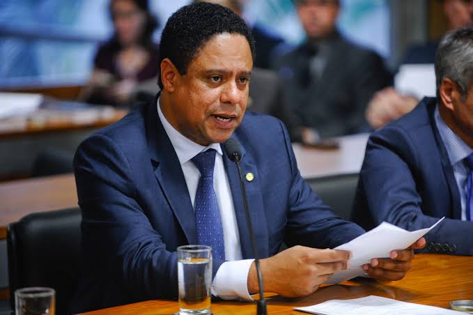 Câmara votará urgência do PL das Fake News nesta terça
