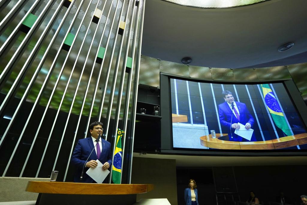 Em Brasília, governador participa de homenagem aos 200 anos da Batalha do Jenipapo