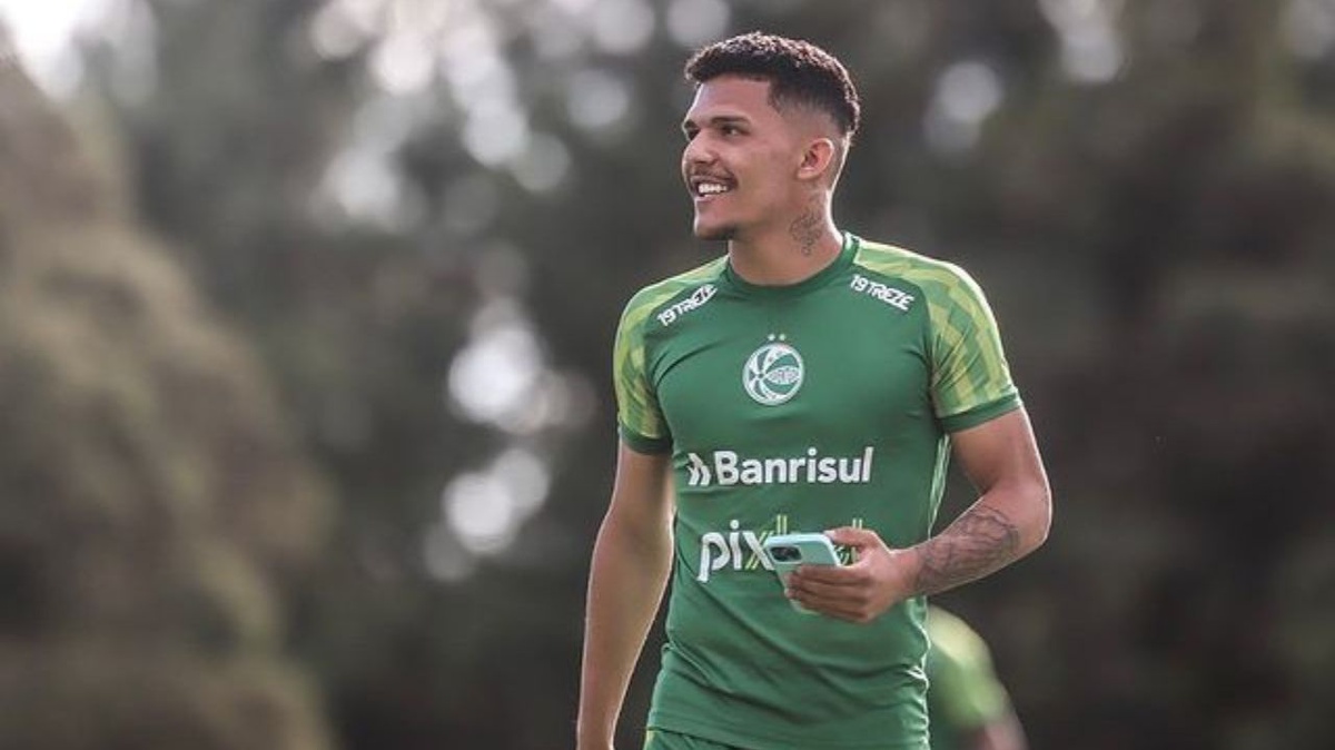 Gabriel Tota se envolveu em polêmica recentemente