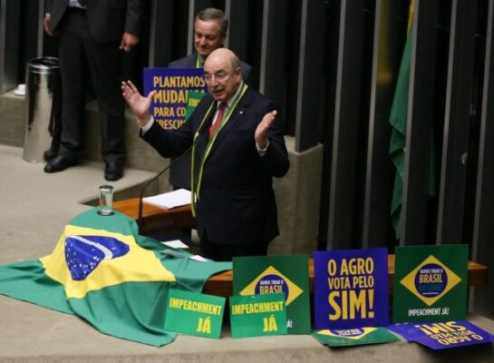 Osmar Terra defende o impeachment de Dilma Rousseff em nome do agronegócio. (Foto: Agência Câmara)