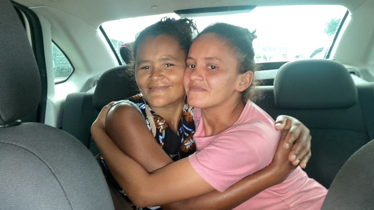 Reencontro de mãe com filha mantida em cárcere privado por 15 anos