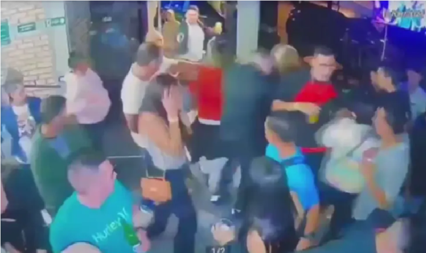 VÍDEO: cinco tiros de cliente matam segurança em bar no litoral de São Paulo