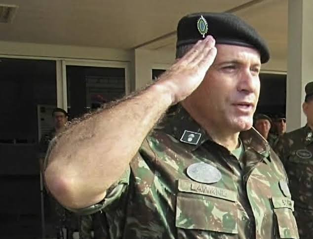 Quem é o coronel que queria que Bolsonaro desse ordem ao Exército para dar golpe de Estado