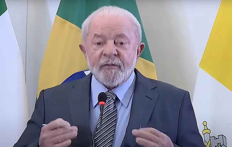 'Esse cidadão está jogando contra os interesses da economia brasileira', disse Lula em referência a Campos Neto