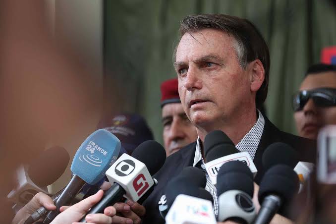 Inelegível: Bolsonaro reclama de decisão do TSE e volta a levantar suspeitas sobre as eleições