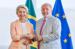 Presidente Lula e a presidente da Comissão Europeia, Ursula von der Leyen(Reprodução/Ricardo Stuckert)