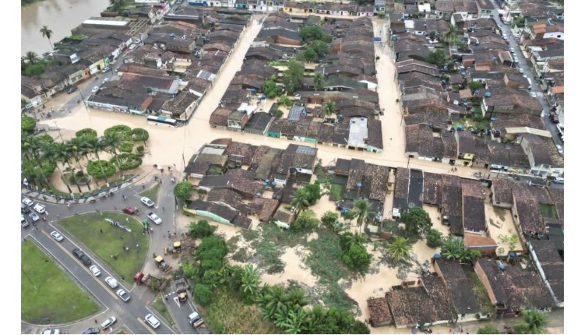 Chuvas deixam mais de 10 mil desabrigados em Alagoas