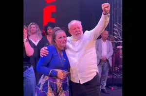 Lula e Janja se emocionam ao som de Maria Rita(Reprodução)