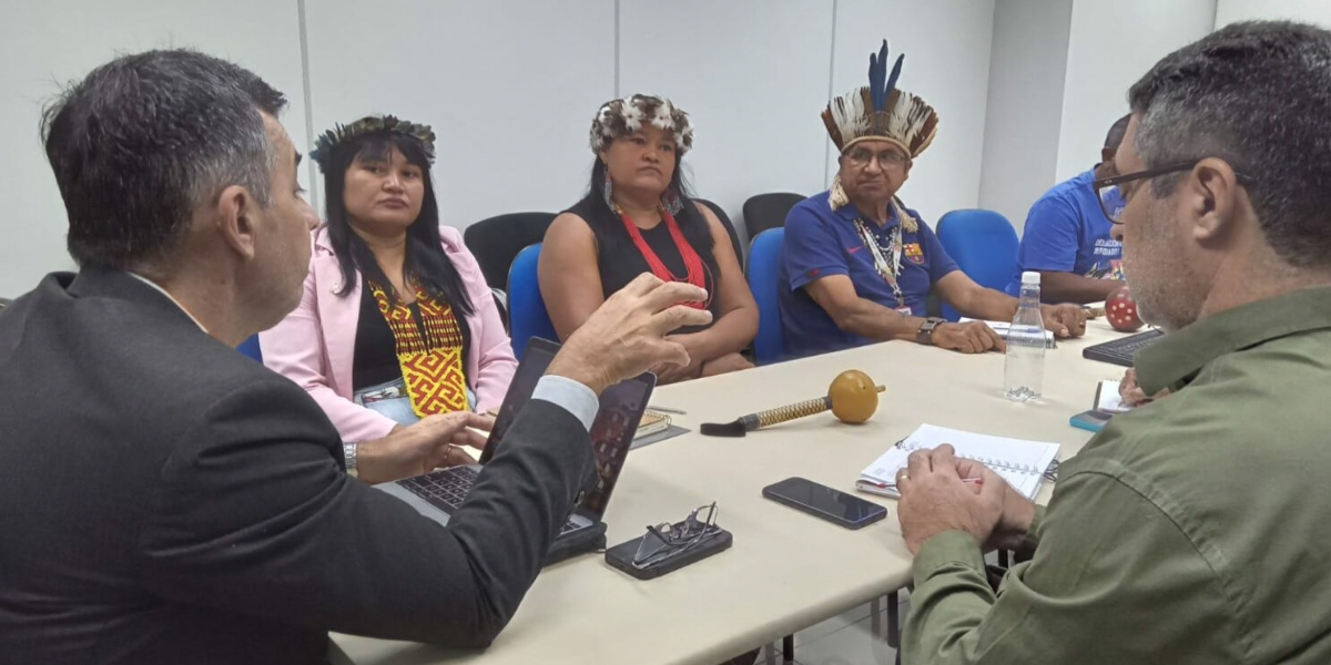 Reunião com representantes da Sasc, Seduc e Lideranças Indígenas