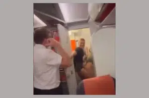 Sexo no avião(Divulgação)
