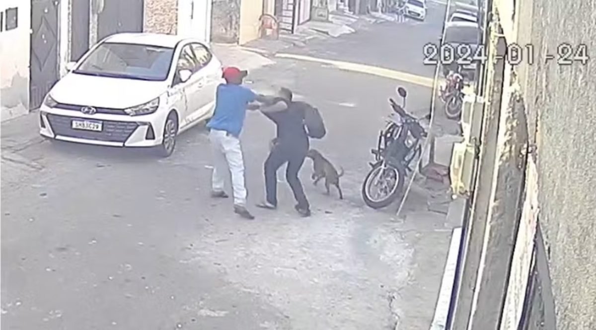 Vídeo: homens se matam com a mesma arma durante briga em Fortaleza