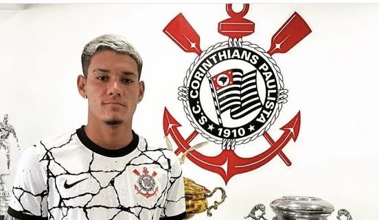 Polícia apura morte de jovem em encontro com jogador do Corinthians