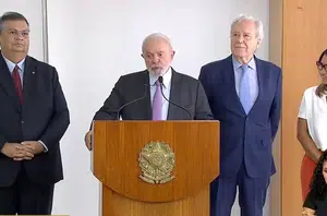 Flávio Dino, Lula, Ricardo Lewandowski e Janja(Reprodução)