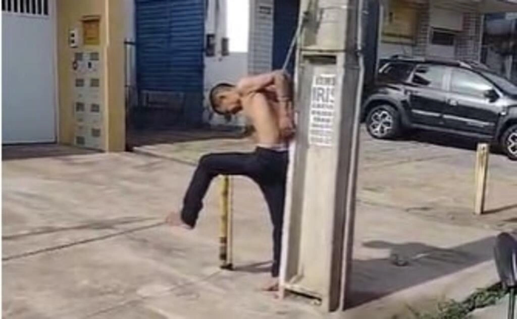 Vídeo: homem é amarrado em poste após suposto assalto em Teresina