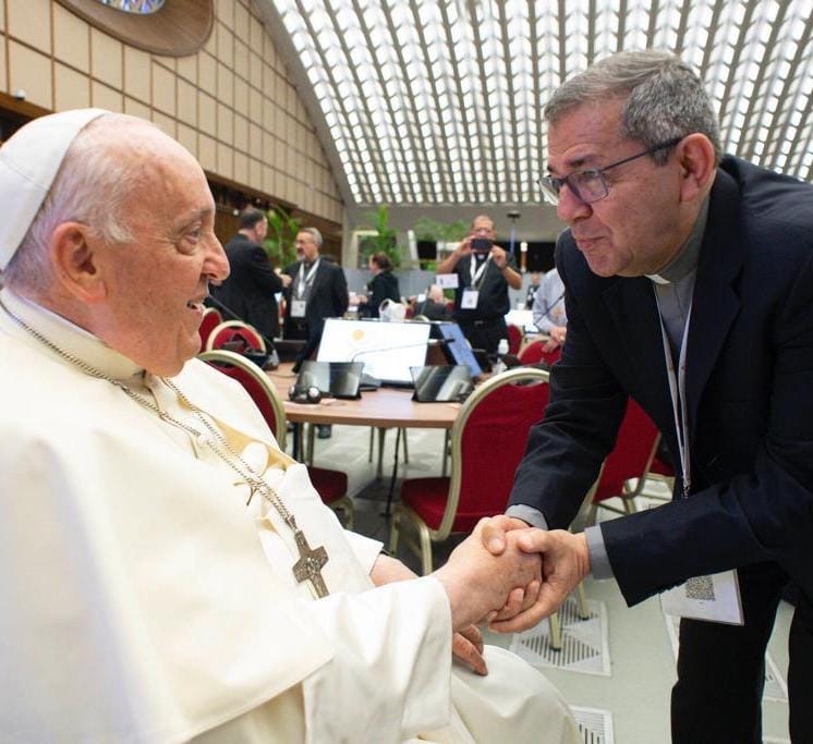 Padre Miguel com o Papa Francisco