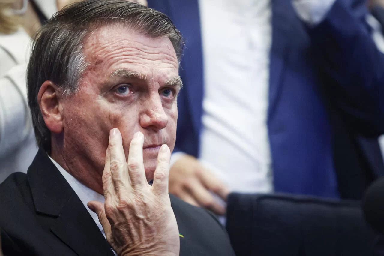 Bolsonaro recebia informações da 'Abin paralela', diz PF