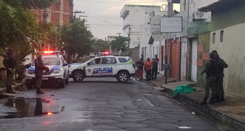 Homem é morto a tiros ao tentar fazer assalto no Centro de Teresina