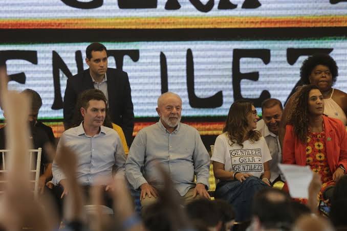 Vídeo: Lula fala sobre a importância das eleições municipais