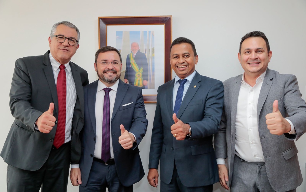 Viagem à Brasília e reunião com o ministro Alexandre Padilha