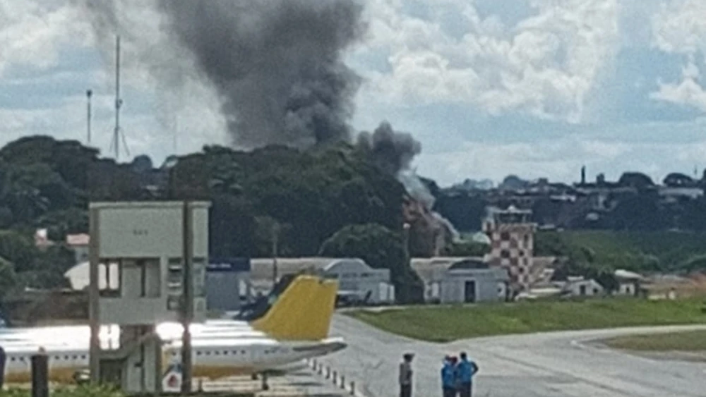 Vídeo: Avião da PF cai no Aeroporto da Pampulha e deixa duas pessoas mortas em BH