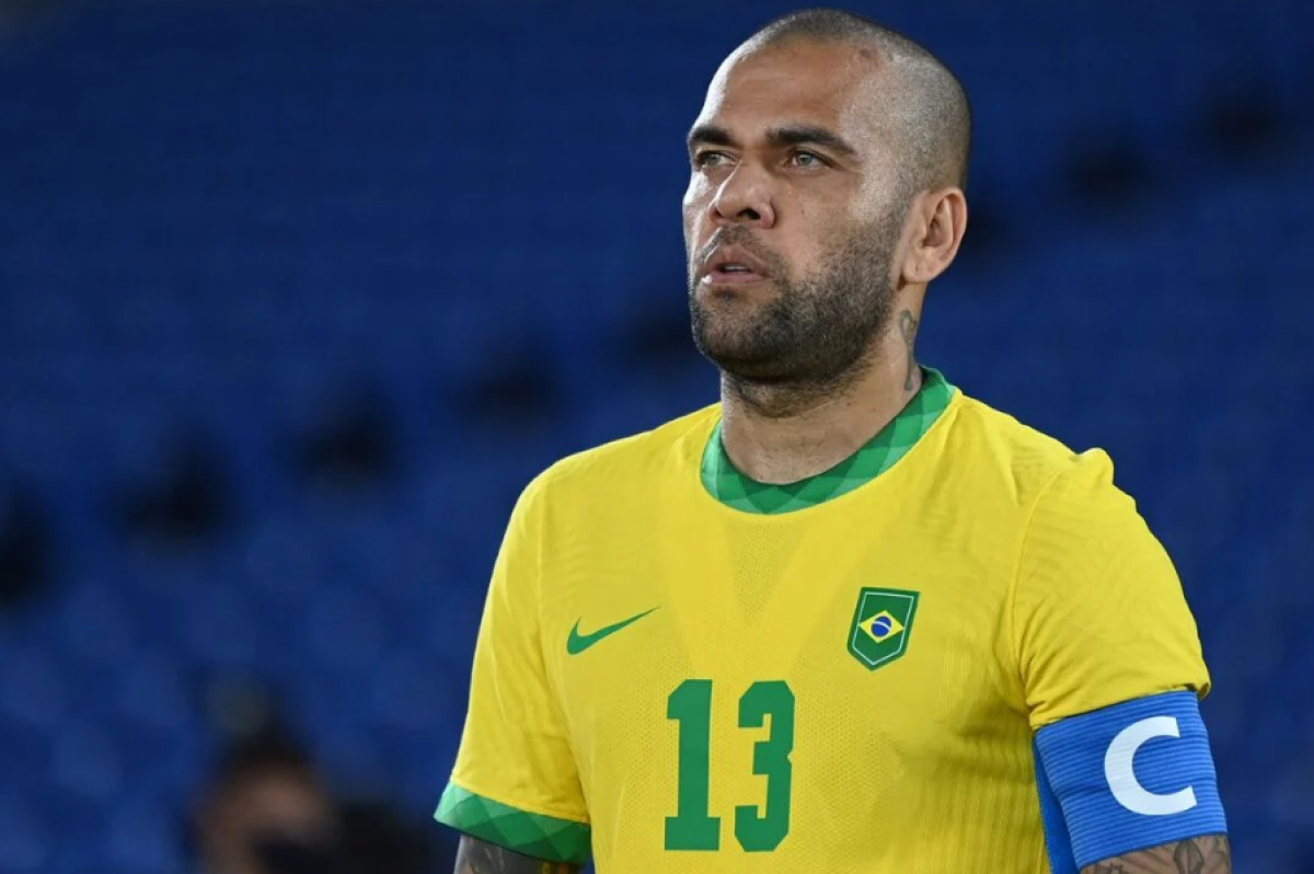 Daniel Alves ganha liberdade provisória