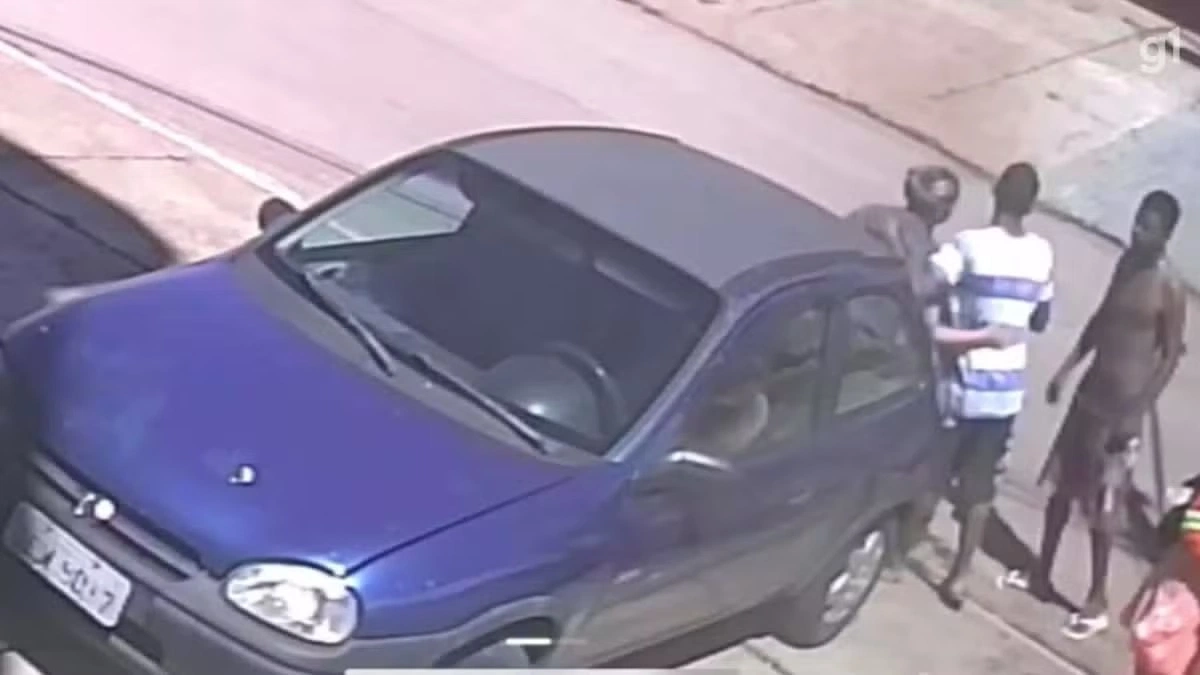 Mulher conseguiu evitar que seu carro fosse roubado