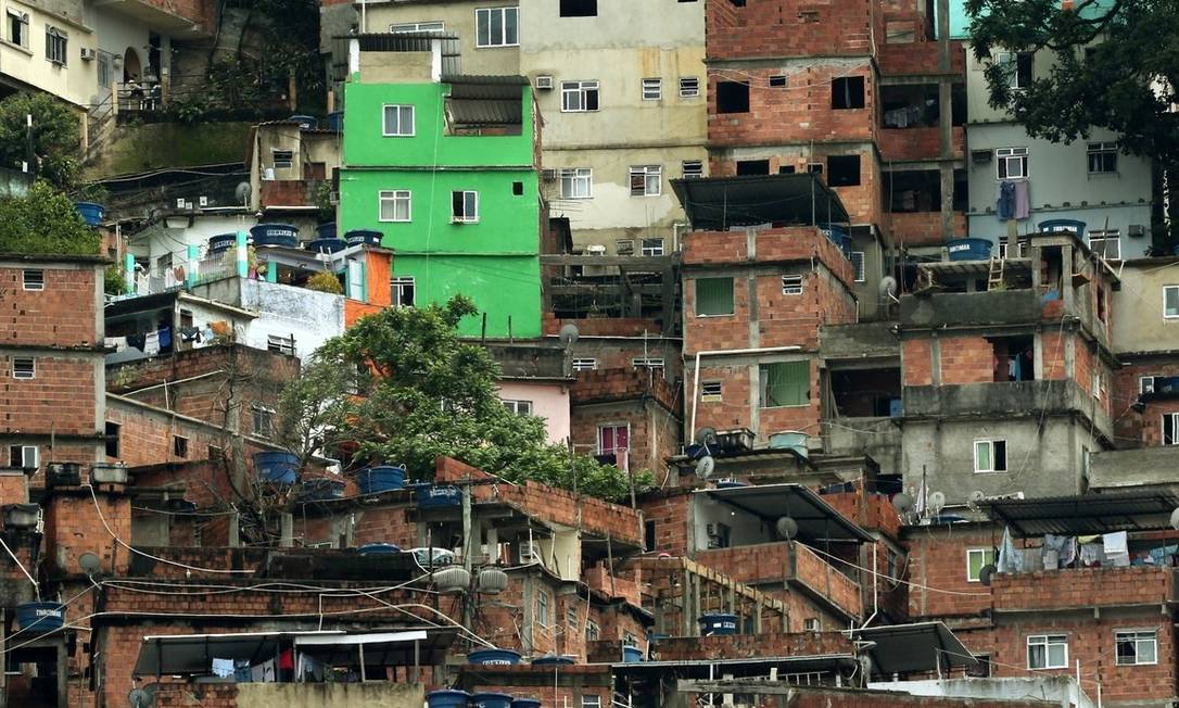 G20: Brasil é o 2º país com maior percentual de pessoas abaixo da linha da pobreza em 2022